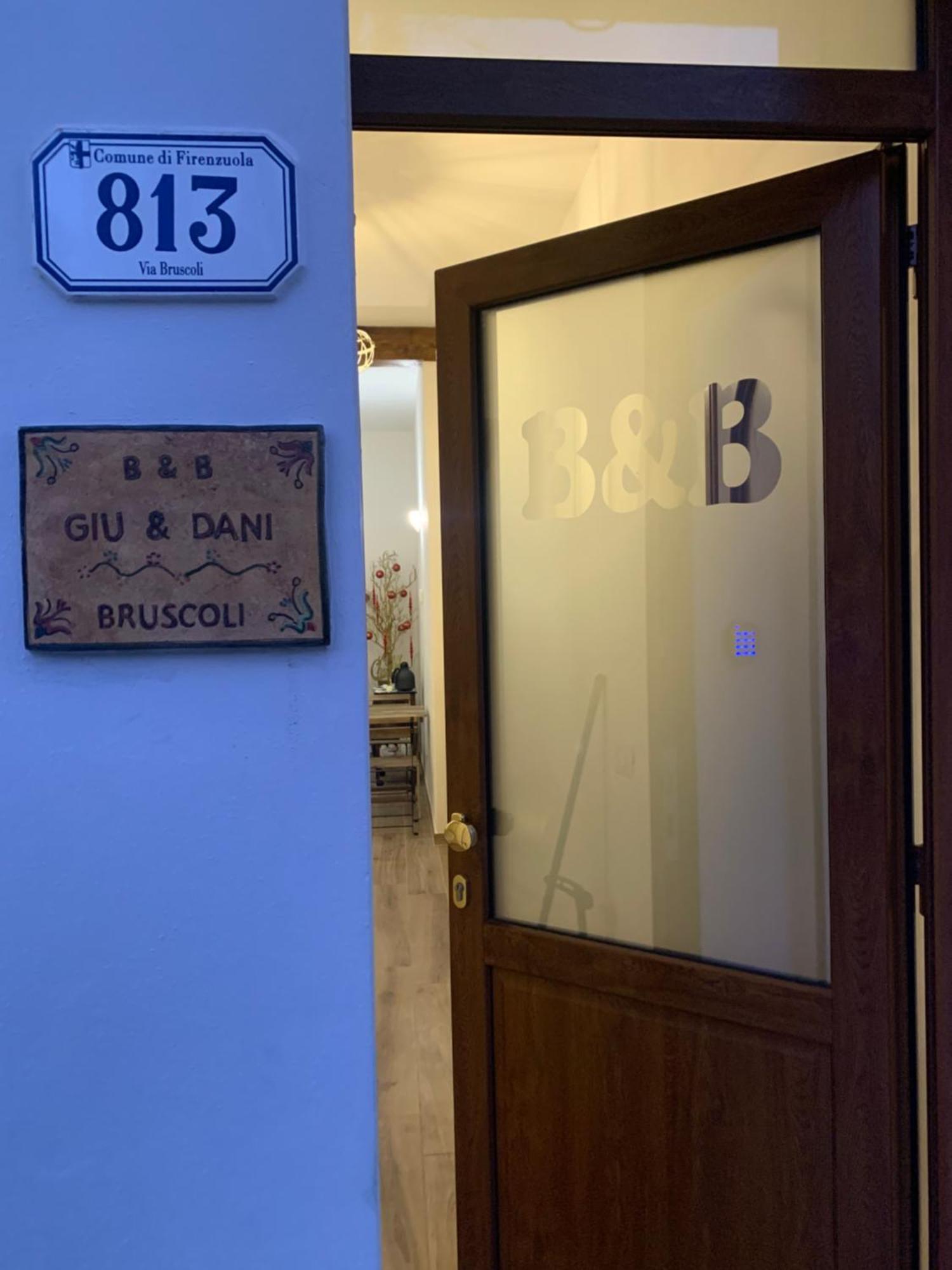 B & B Giu & Dany Bruscoli Екстер'єр фото